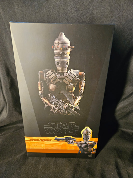Star Wars IG-11 Mandalorian Hot Toy