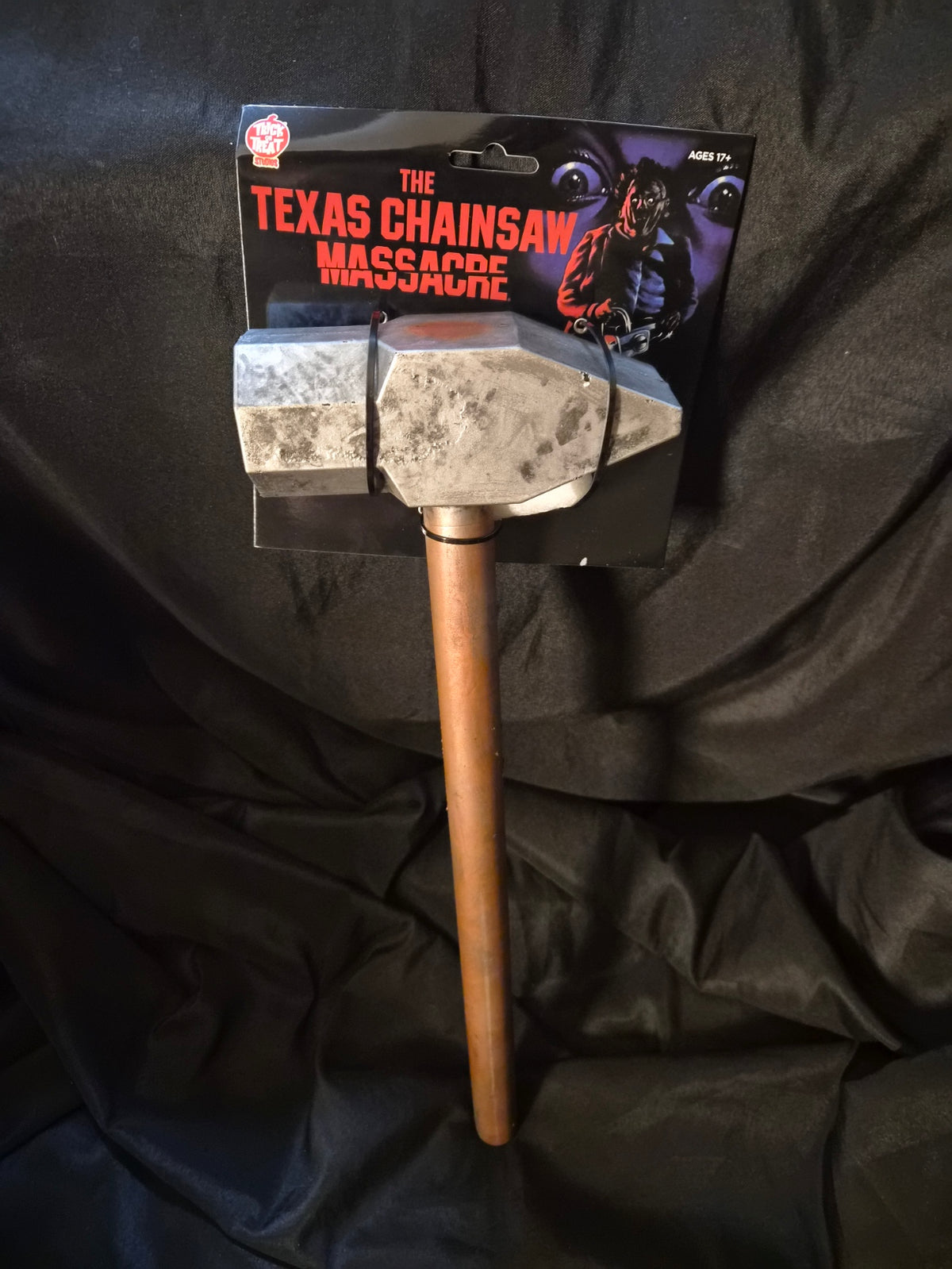 Trick or Treat Studios - TCM Sledgehammer Prop Replica