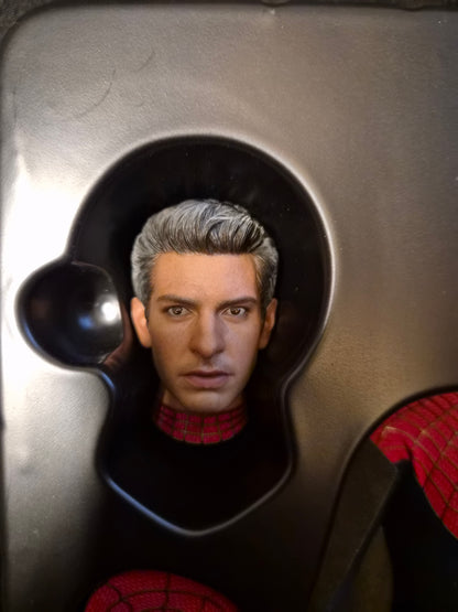 The Amazing Spiderman 2 Hot Toys Figure
