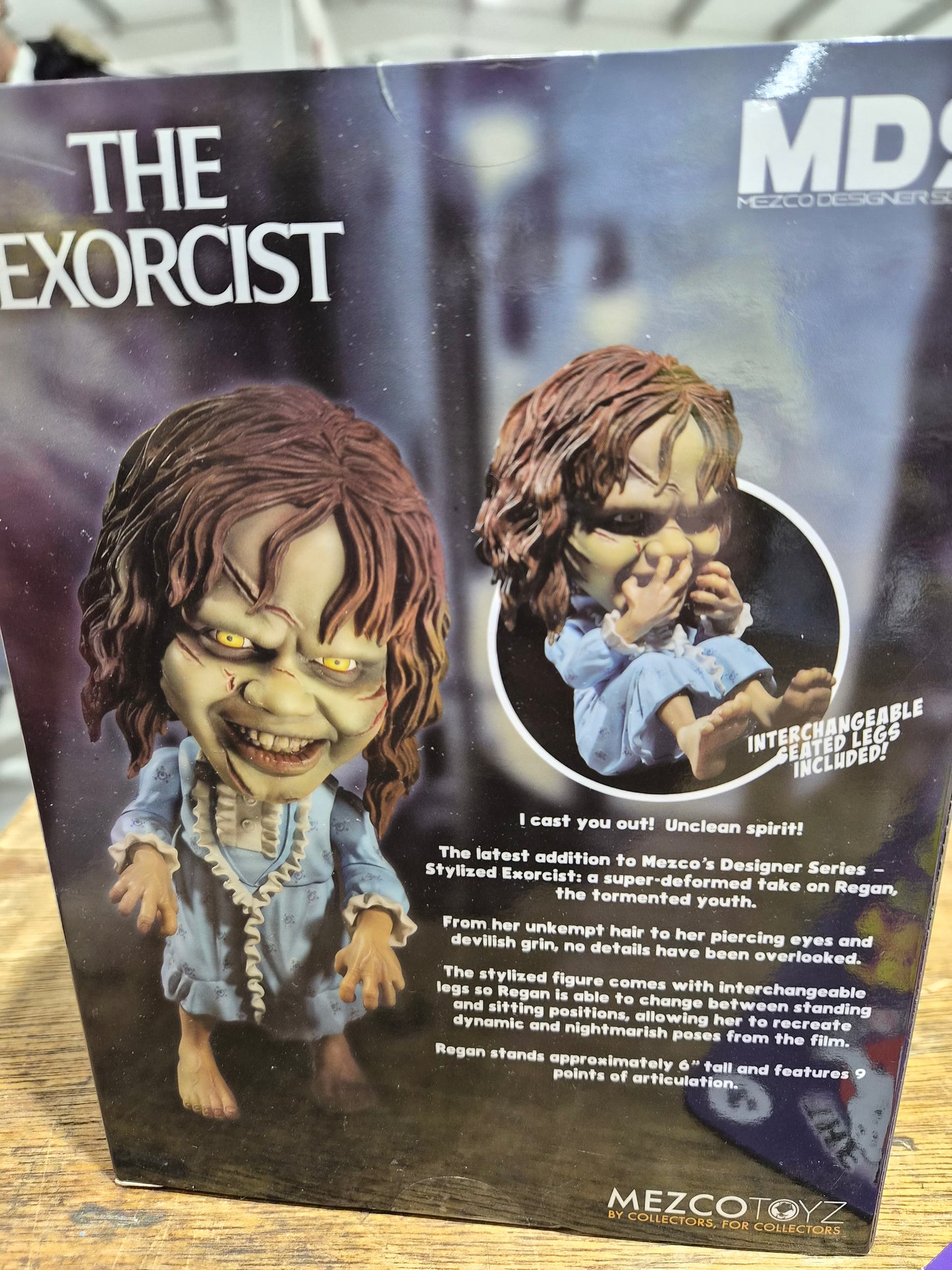 Mezco The Exorcist Regan MDS Rare Figure