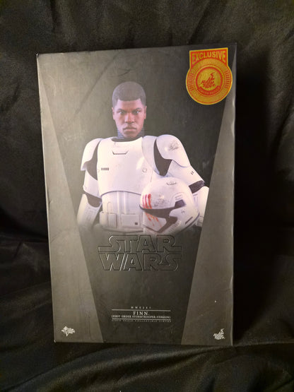 Hot Toy Exclusive Limited Edition Star Wars Finn In Stormtrooper Outfit