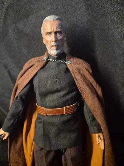 Star Wars Hot Toys Count Dooku 1/6 Figure