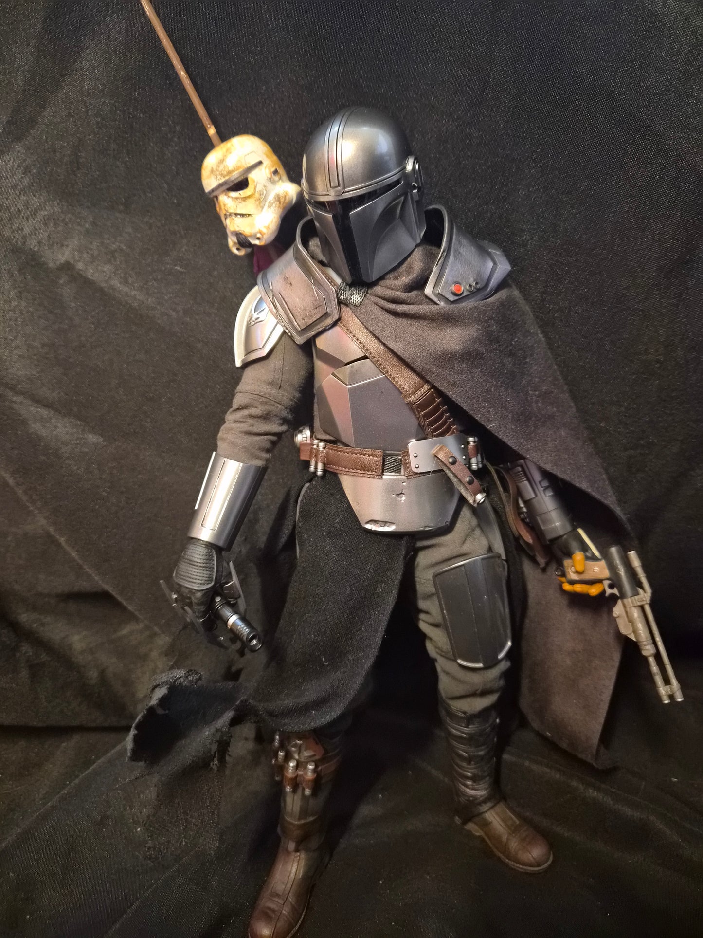 Star Wars Premium Custom Mandalorian Hot Toys Kitbash 1/6