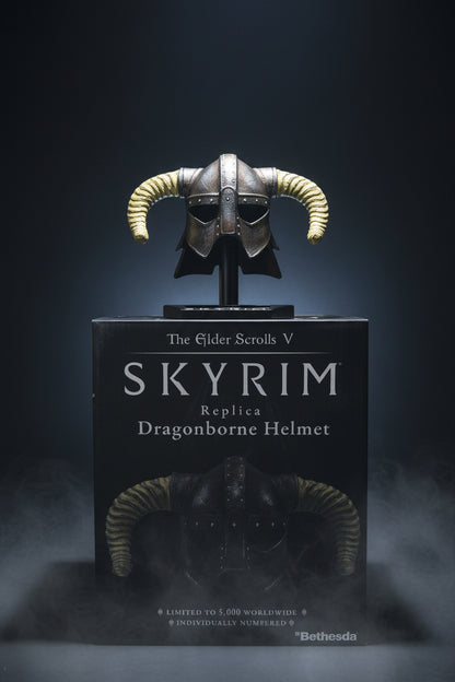 The Elder Scrolls V: Skyrim Limited Edition Dragonborn Helmet Replica - Resin