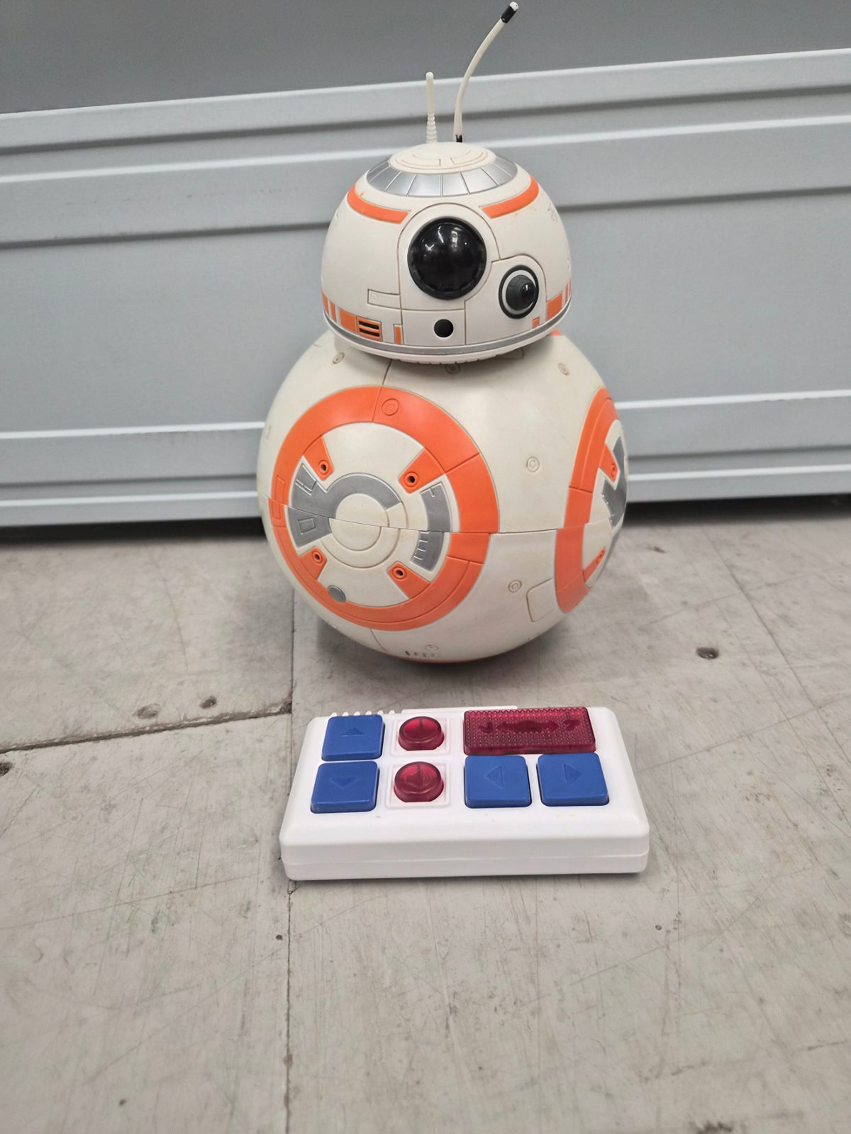 Star Wars Galaxy's Edge Remote Control BB8 Droid Depot