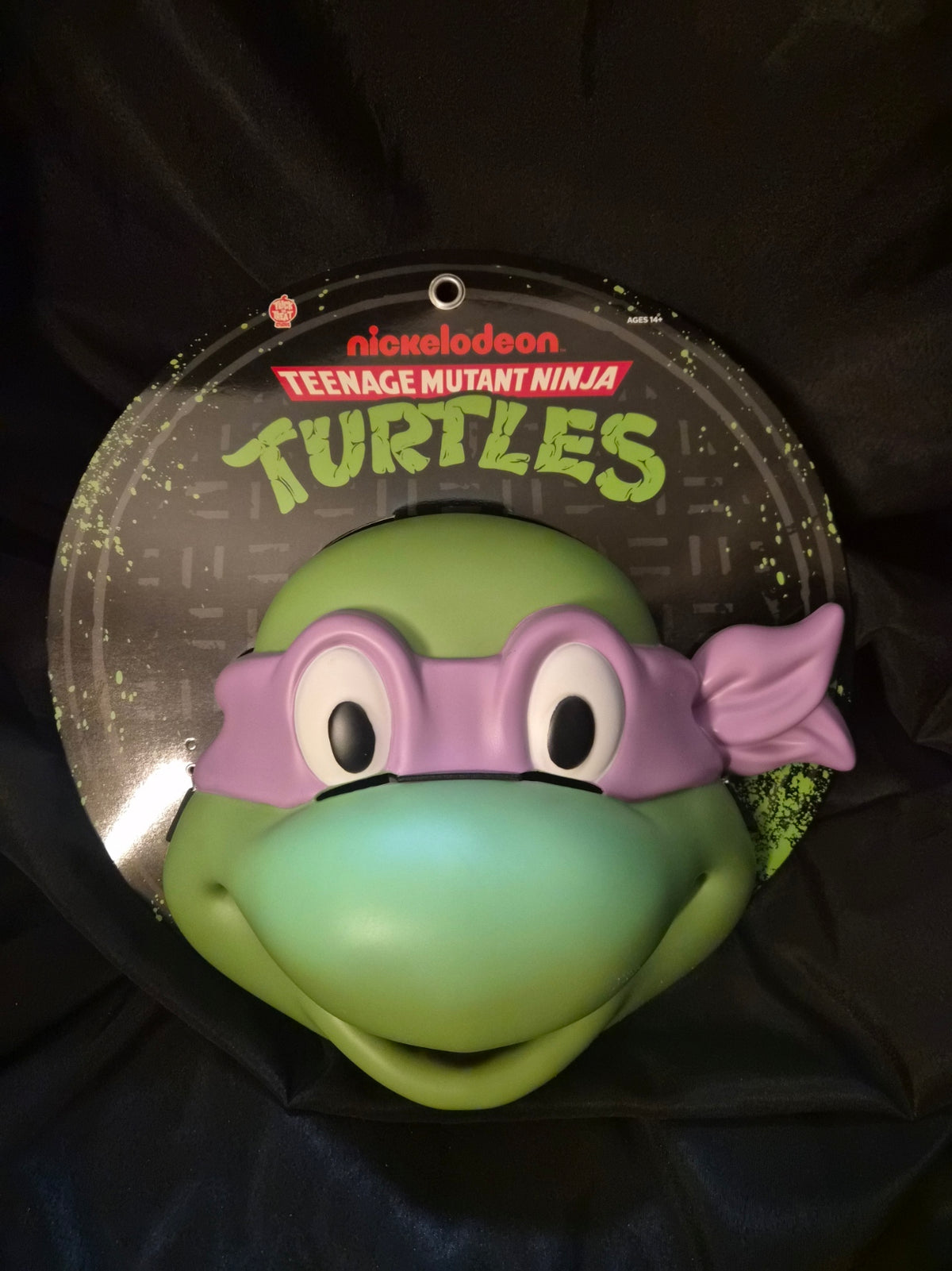 TNMT Trick or treat studios Turtles Maks