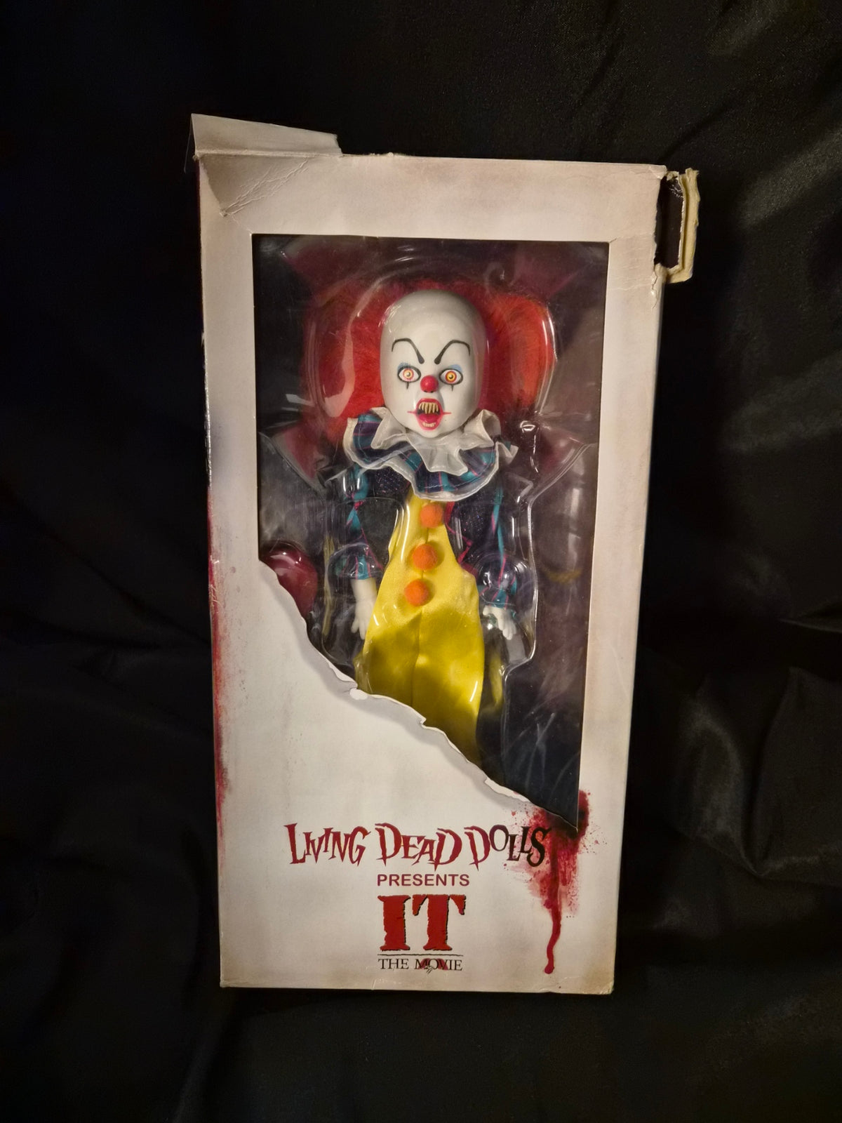 Living Dead Dolls I.T The Clown Pennywise