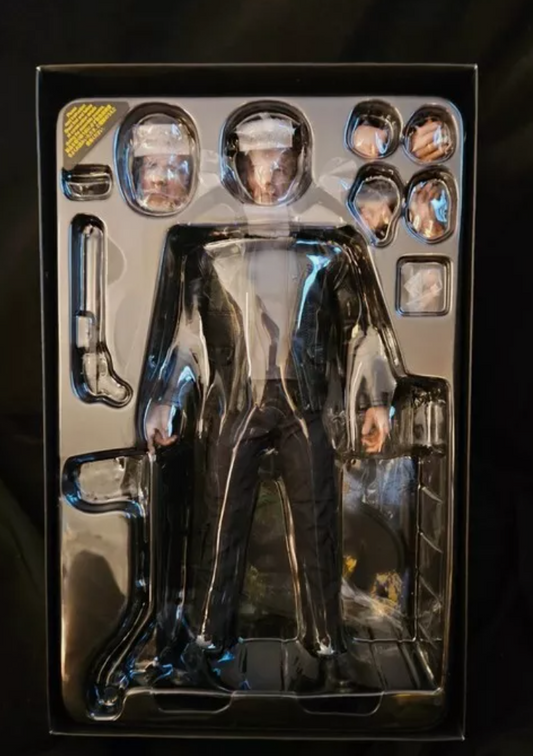 Hot Toys Terminator Genysis T-800 Premium 1/6 Figure