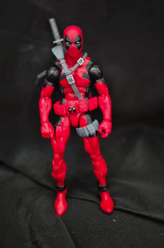 Marvel Legends Hasbro Deadpool Figure
