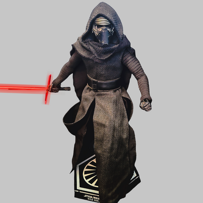 Star Wars Kylo Ren Hot Toy 1/6 Figure